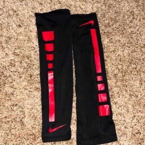Nike Elite Arm sleeves